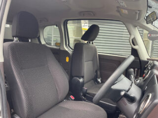 2015 Toyota Spade F Jack image 294578