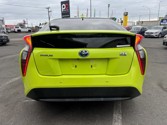 2016 Toyota Prius A Model, Low KMS, Heads up Display image 287767