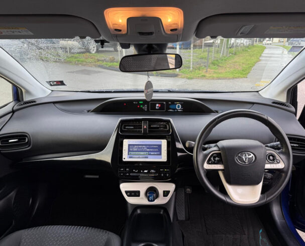 2016 Toyota Prius S Safety Sense Package, Cruise Control image 292147