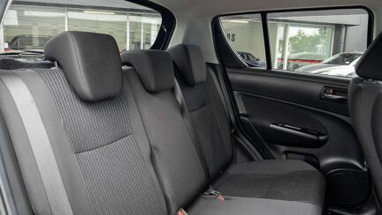 Suzuki Swift Stunning black, Idling stop,Push start image 312858