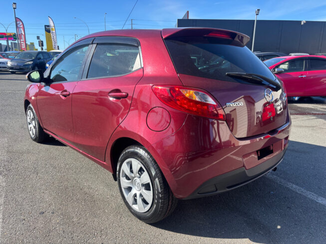 2012 Mazda Demio 13 Skyactiv Low KMS!! image 293935