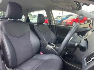 2012 Toyota Prius G Model, Low KMS image 290847