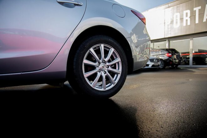 2016 Mazda Atenza 25S Leather package Top Spec Low KMS image 293317