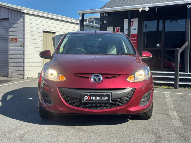2012 Mazda Demio 13 Skyactiv Low KMS!! image 293934