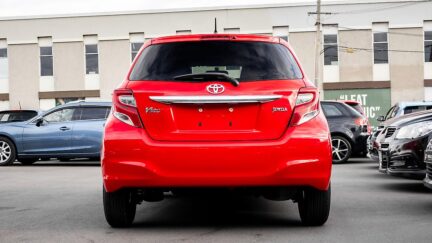 Toyota Vitz Jewela S spec Apple car play image 314973