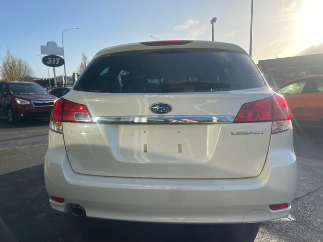 2012 Subaru Legacy Touring Wagon 2.5i Eyesight B-Sport G-Package AWD image 290727