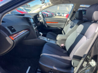 2010 Subaru Legacy Touring Wagon image 293004