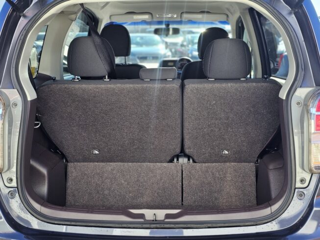 2014 Toyota Spade F Model- Easy access – sliding door image 297295