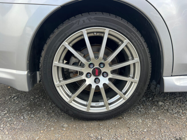 2012 Subaru Legacy Touring Wagon 2.5i Eyesight S-Package – STi Alloys – AWD image 292720