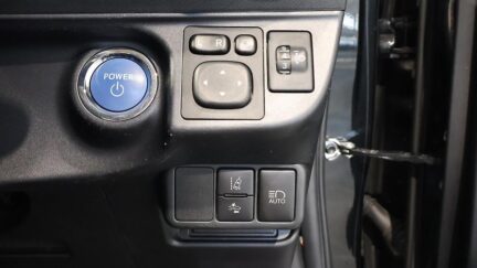 Toyota Aqua S Model, Push Start New Shape – Lane Departure Warning image 313844