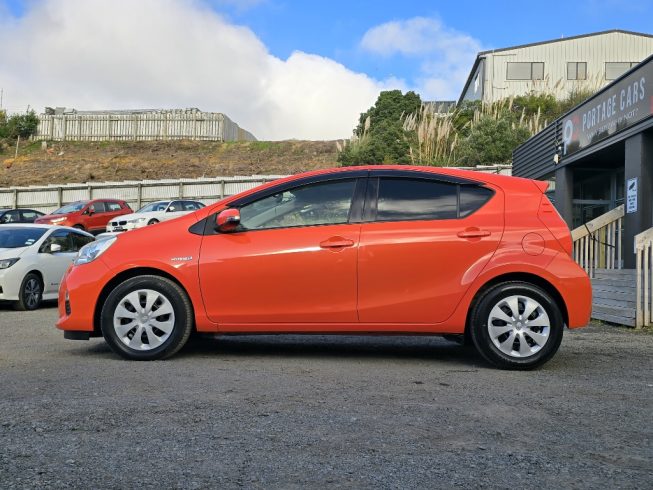 2012 Toyota Aqua S Model/ Push Start/ 2 Keys image 288177