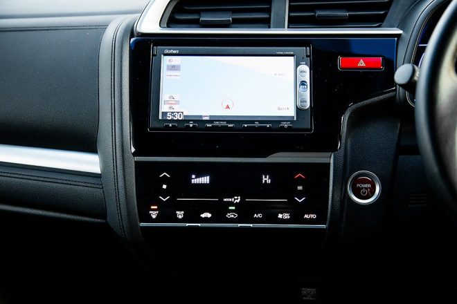 2013 Honda Fit Hybrid L package image 289236