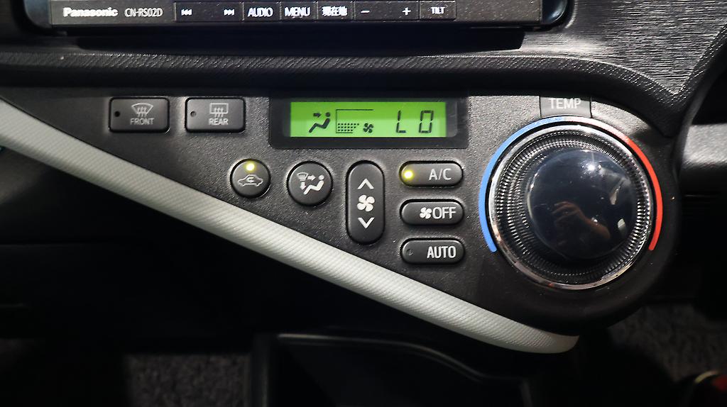 Toyota Aqua S Model/ Push Start/ 2 Keys image 318069