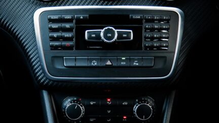 Mercedes-benz A 180 A180 AMG trim package Blue Efficiency image 290521