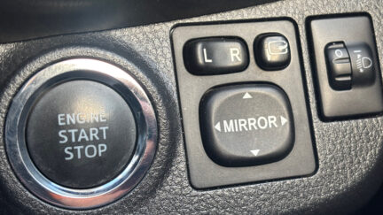 Toyota Vitz Jewela Low KMS image 290815