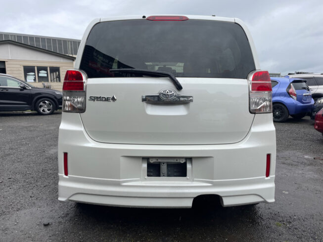 2015 Toyota Spade F Jack image 294572