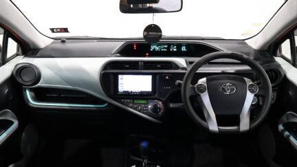 Toyota Aqua S Model/ Push Start/ 2 Keys image 318063