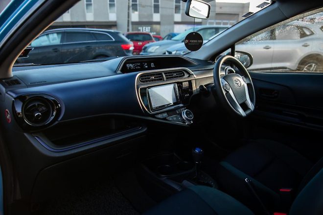 2015 Toyota Aqua S Model Hybrid/  Push Start/ Reverse Camera image 287627