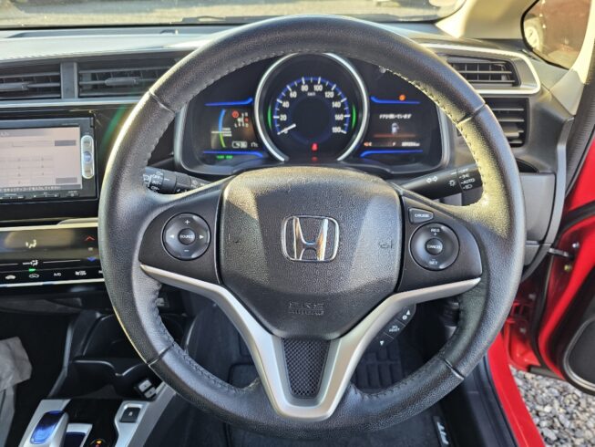 2014 Honda Fit Hybrid L Package image 293046