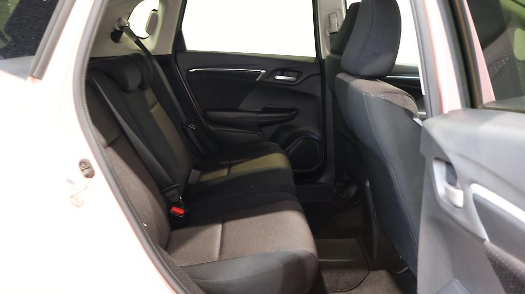 Honda Fit Hybrid F-Package Comfort Edition image 305373