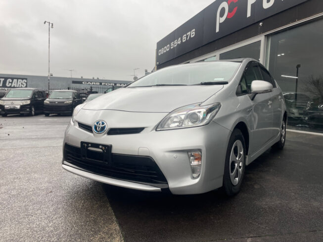 2015 Toyota Prius S Model image 290353