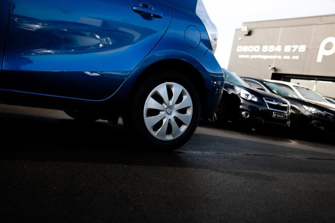 2014 Toyota Aqua Hybrid S Model, Push Start, Reverse Camera image 290632