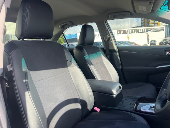 2012 Toyota Camry Hybrid G-Package – Modellista Edition image 288049