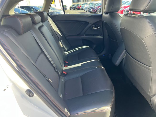 2016 Toyota Avensis Wagon Li – Leather Seats – New Shape image 288460