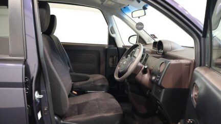 Toyota Spade F Model, Push Start, Power Sliding Door image 311629