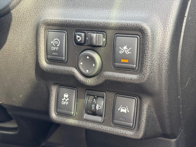 2016 Nissan Note X Model image 288579