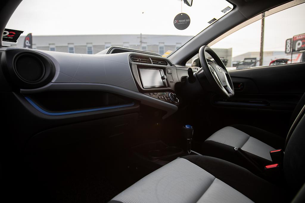 Toyota Aqua S Model, Push Start, Reverse Camera image 290685