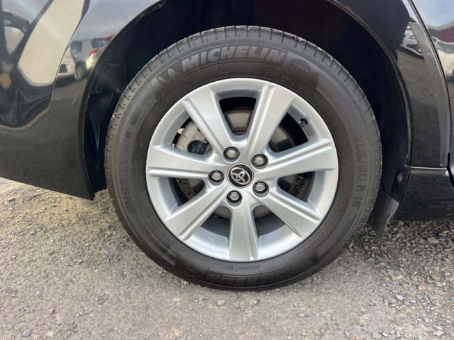 2016 Toyota Avensis Wagon Xi, New Shape image 288983