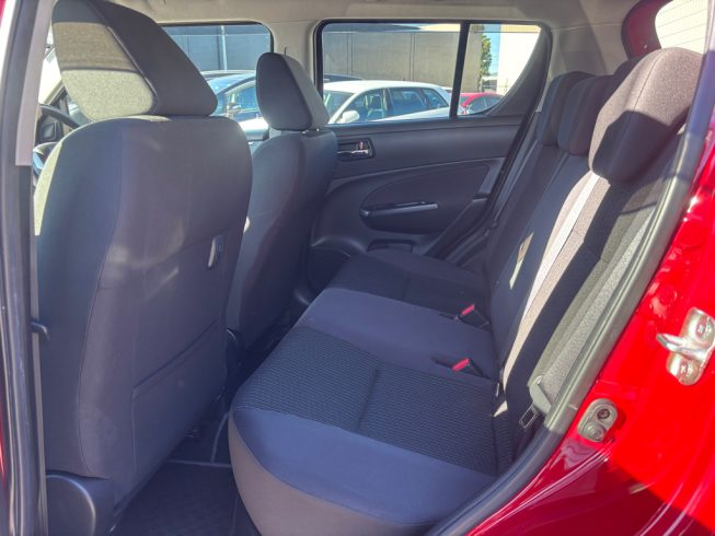 2014 Suzuki Swift XG image 287306