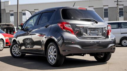 Toyota Vitz F model, Push start image 316682