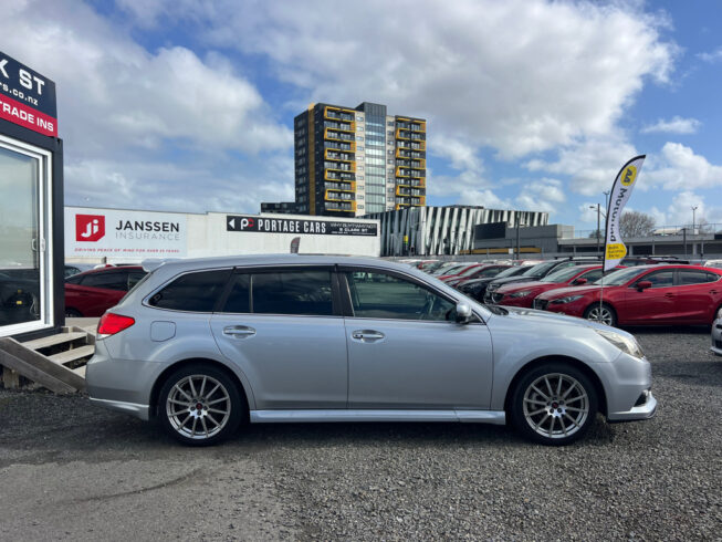 2012 Subaru Legacy Touring Wagon 2.5i Eyesight S-Package – STi Alloys – AWD image 292712