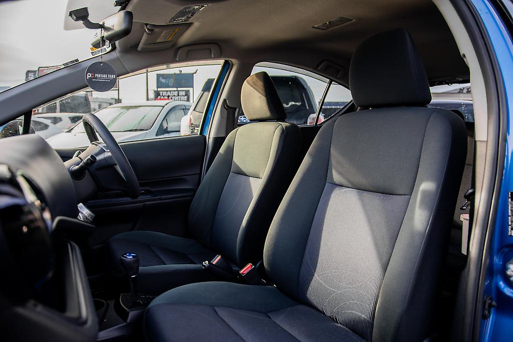 Toyota Aqua Hybrid S Model, Push Start, reverse Camera image 290254