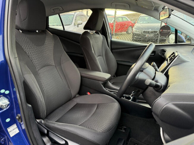 2016 Toyota Prius S Safety Sense Package, Cruise Control image 292148