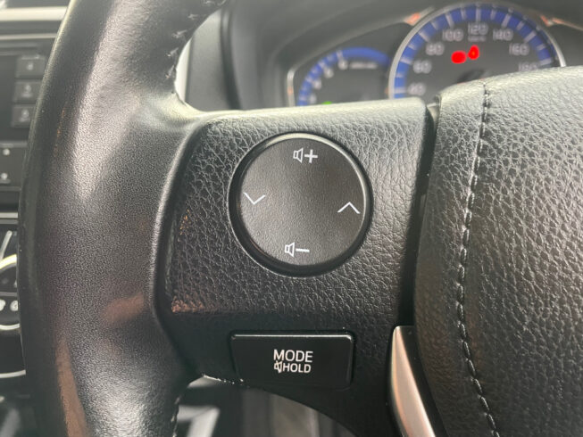 2017 Toyota Corolla Fielder Hybrid G, Push Start image 292036