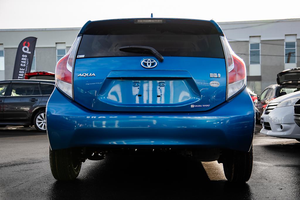 Toyota Aqua Hybrid S Model, Push Start, reverse Camera image 290239