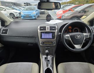 2012 Toyota Avensis Wagon Li image 288102