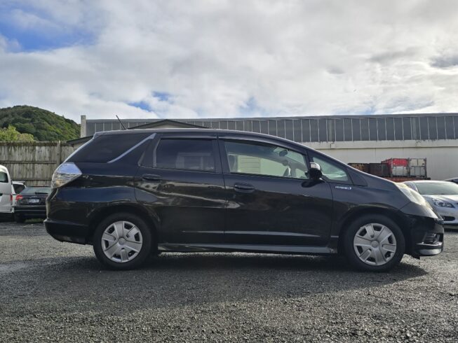 2012 Honda Fit Shuttle Hybrid image 290651
