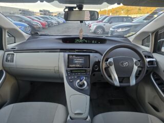 2011 Toyota Prius S Model Reversing Camera Alloys image 293866