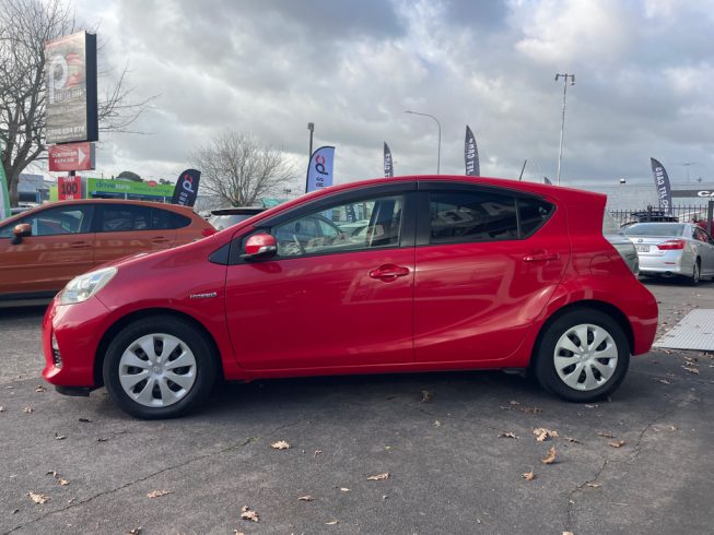 2013 Toyota Aqua S Model, Push Start, Low KMS image 287892