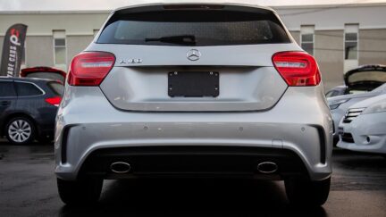 Mercedes-benz A 180 A180 AMG trim package Blue Efficiency image 290506