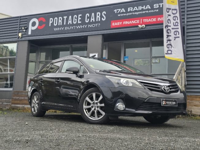 2012 Toyota Avensis Wagon Li image 288093