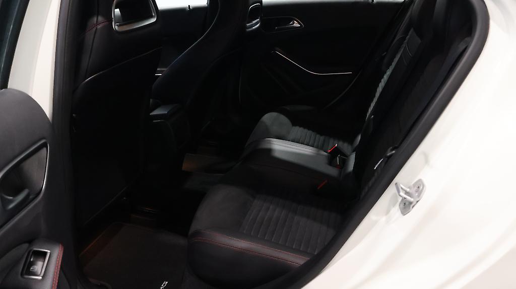 Mercedes-benz A 180 Sports, AMG Package, Black Roof image 318580