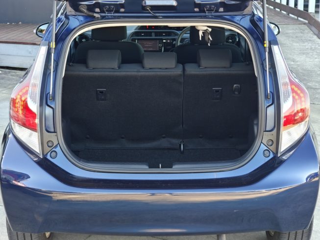 2017 Toyota Aqua S Style Black/ Push Start/ Reverse Camera image 288005