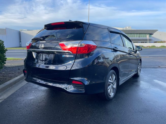 2016 Honda Shuttle Hybrid X Style Edition image 288948