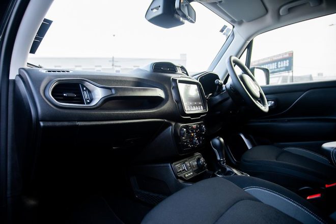 2023 Jeep Renegade LIMITED PHEV 4XE image 289780