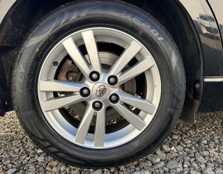 2012 Toyota Avensis Wagon Xi, Push Start, Paddle Shift image 288331